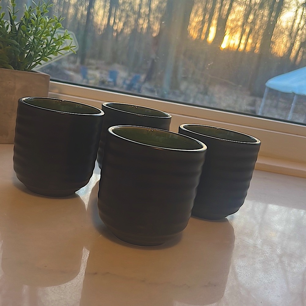 4 tea cups